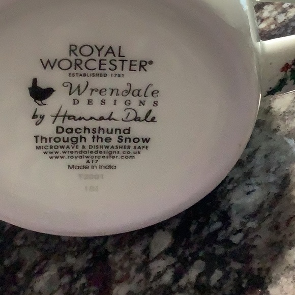 Royal Worcester Dachshund Through The  Snow Mugs-Set of 2 - Picture 9 of 9